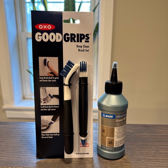 Mapei ultra care grout refresh and Oxo good grips brushes - Picture 1 of 14